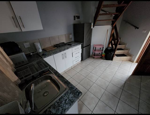1 BEDROOM APARTMENT FOR SALE IN SCOTTSVILLE
